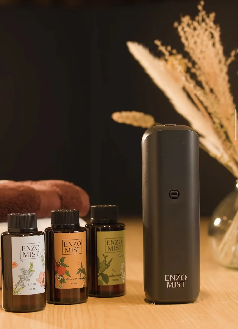 Enzo Mist diffuser with fragrance bottles