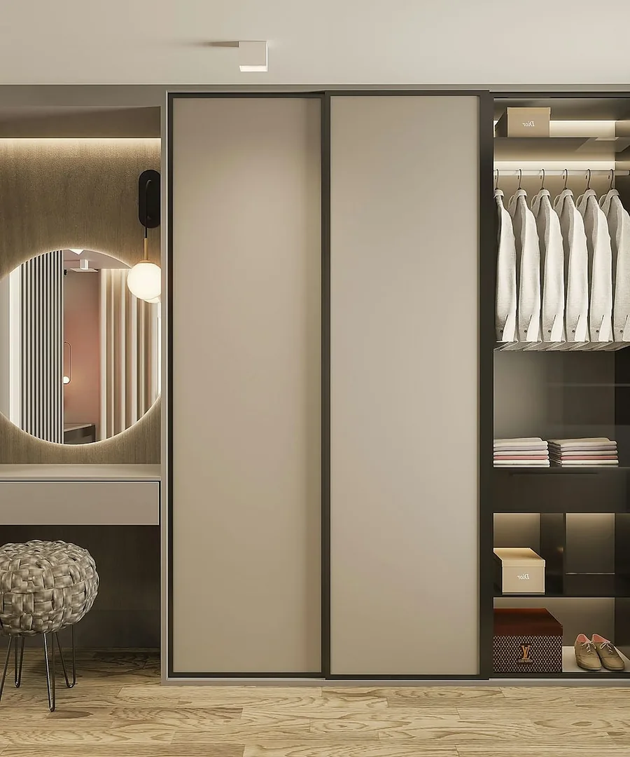 Fitted wardrobe with sliding doors